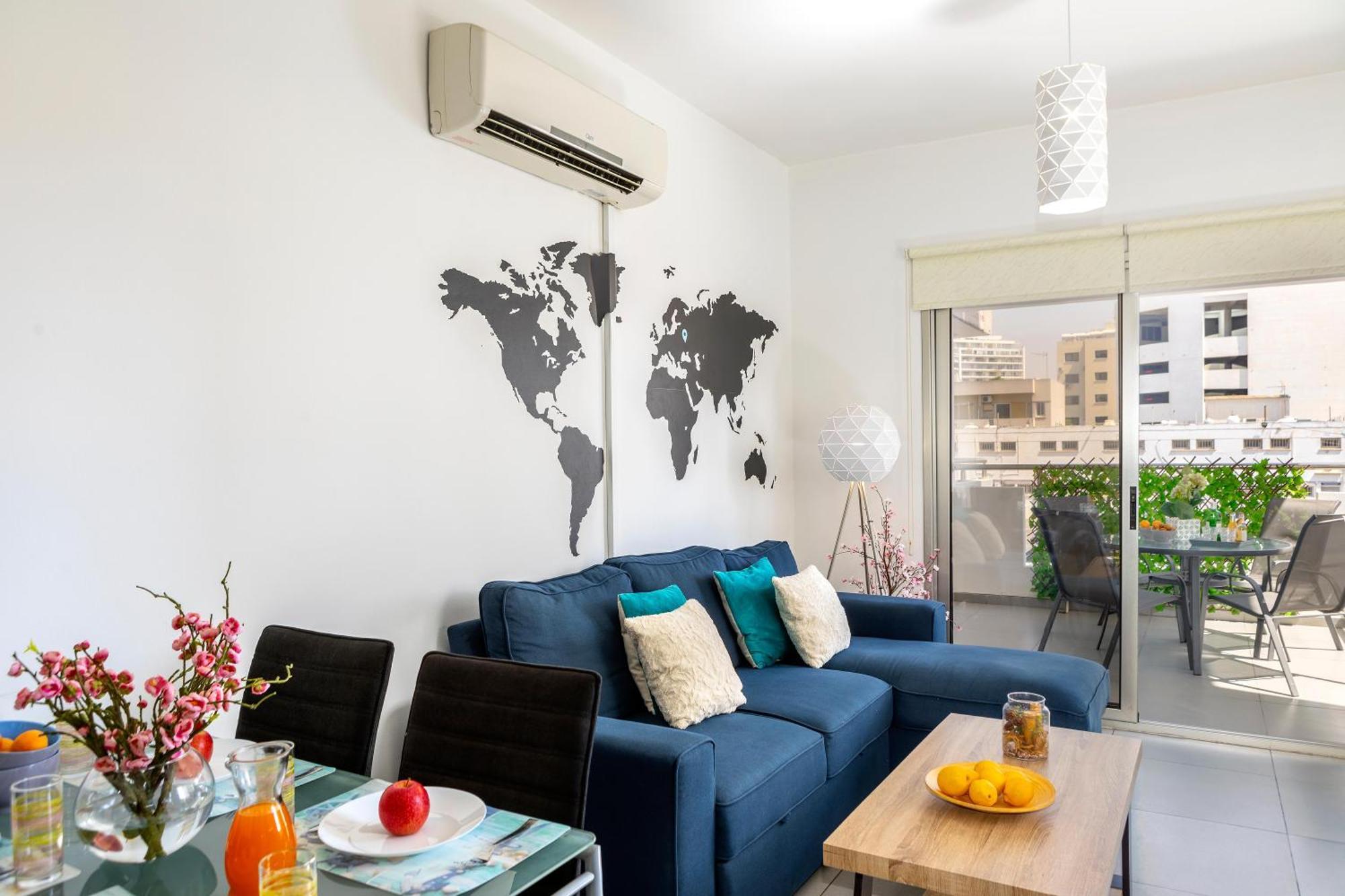Airbnsea City Centre Side Sea View Apartments Larnaca Eksteriør billede